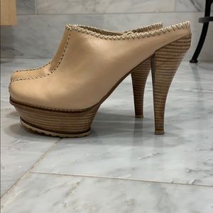 Lisa for Donald J Pliner high heel clog